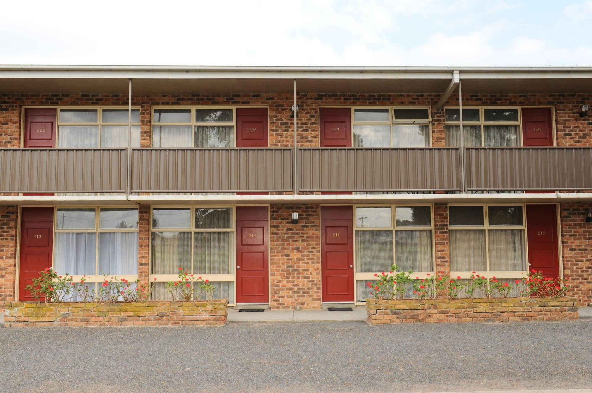 Peninsula Motor Inn Tyabb Exterior foto